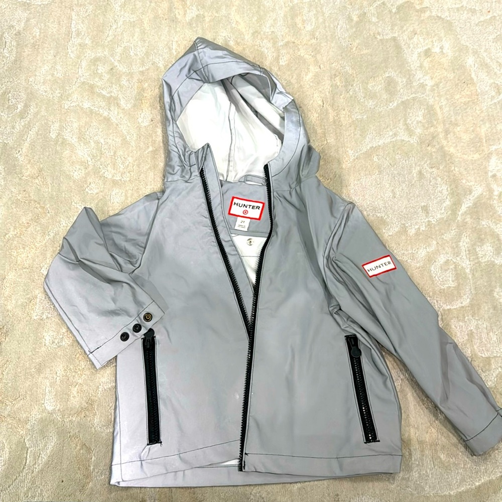 HUNTER 2T reflective silver/grey rain jacket used PET FREE AND SMOKE FREE HOME